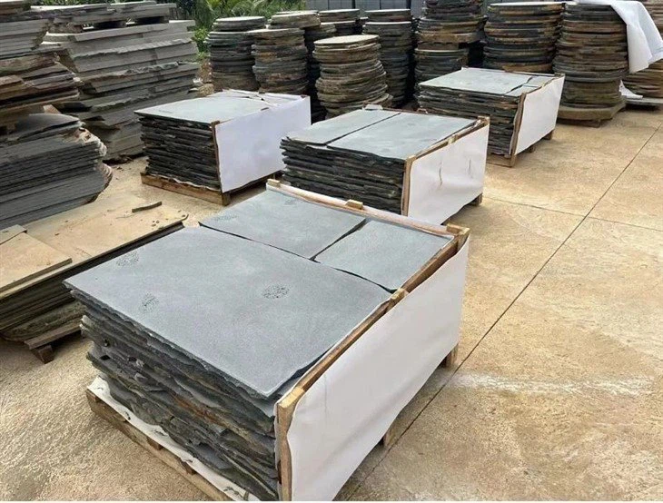 Andesite-Stone-Granite-Cladding-Wall-Tile-for-Sale.webp (4)(001)