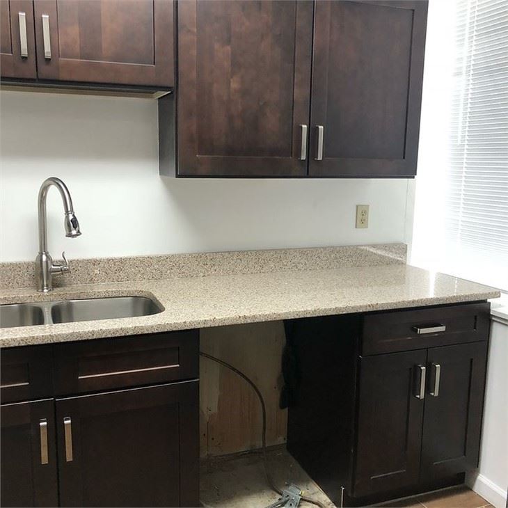 giallo fantasia granite table top