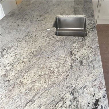 Schneeflocken-Granit-Arbeitsplatten