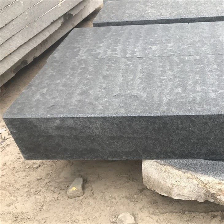 Black Basalt Sawn Cut Surface With Competitive Price